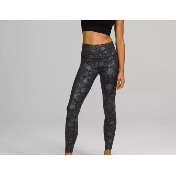 Lululemon Wunder Train Tight 25” Foil Size 8 Logo Flourish Black Iridescent Foil - Picture 9 of 15